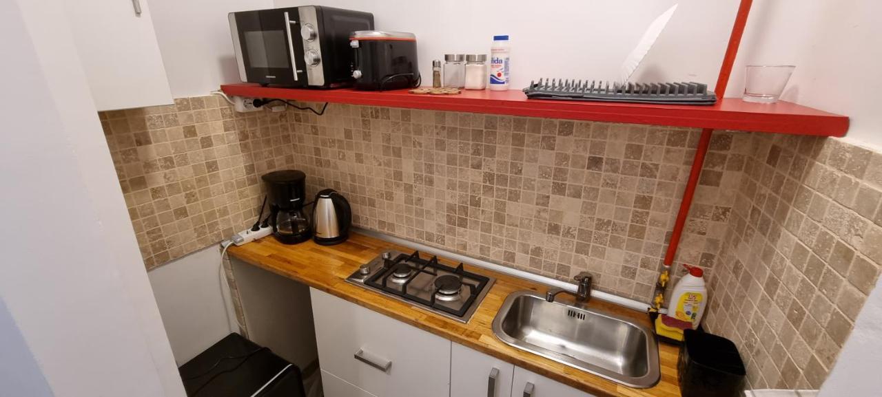 Appartamento Alt Studio Bucarest Esterno foto