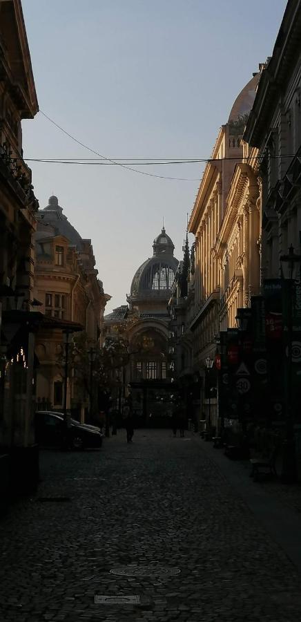 Appartamento Alt Studio Bucarest Esterno foto