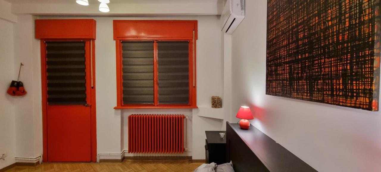 Appartamento Alt Studio Bucarest Esterno foto