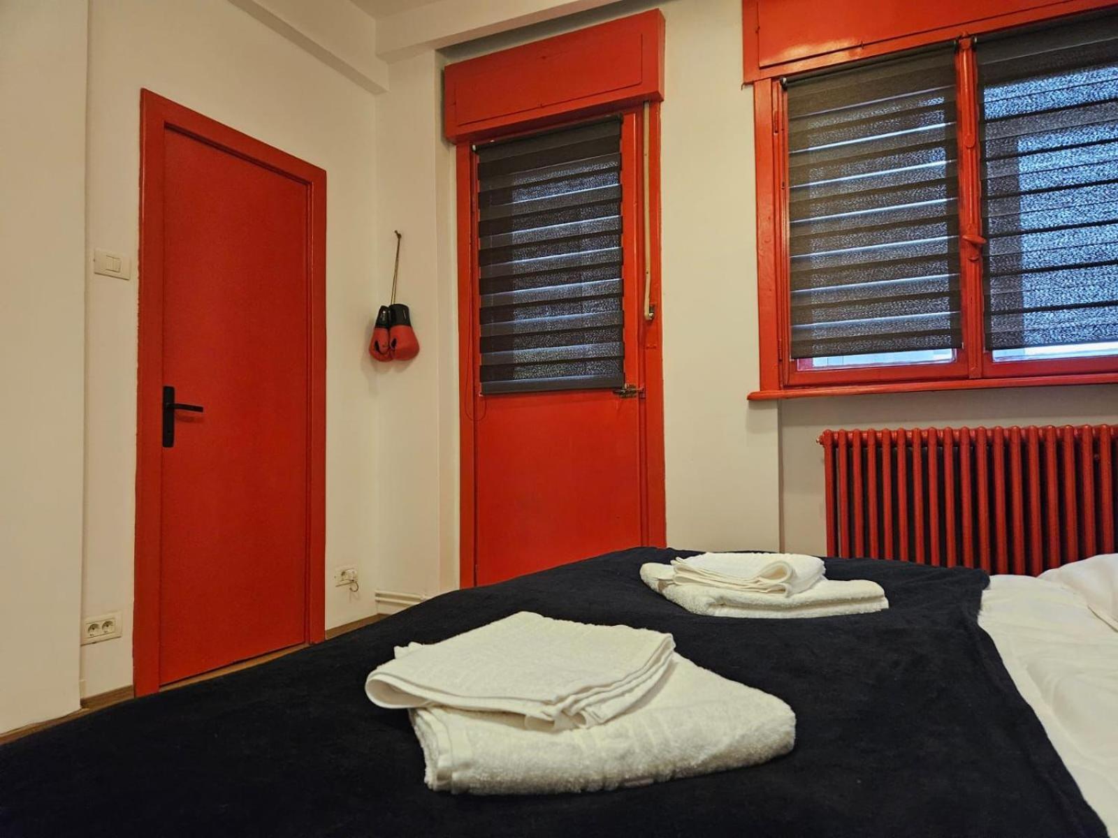 Appartamento Alt Studio Bucarest Esterno foto