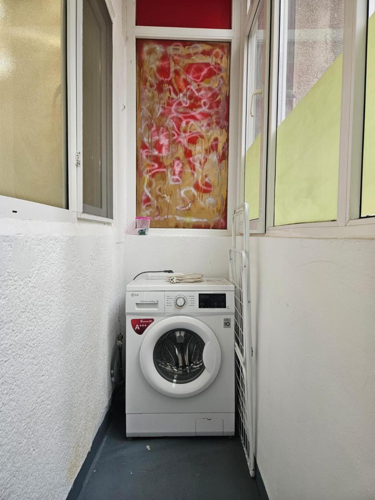 Appartamento Alt Studio Bucarest Esterno foto