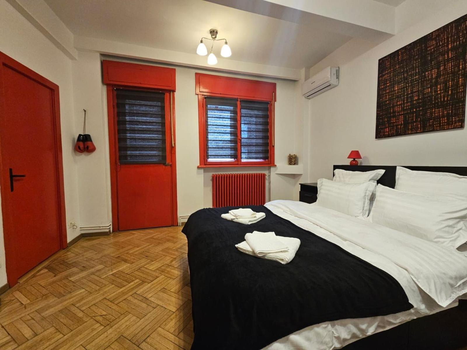 Appartamento Alt Studio Bucarest Esterno foto